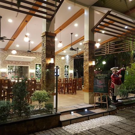 Eduardo'S Resort Calapan Экстерьер фото
